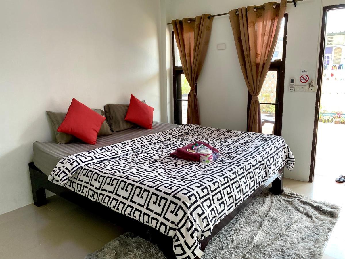 The Time Samed House Hotel Koh Samet Buitenkant foto